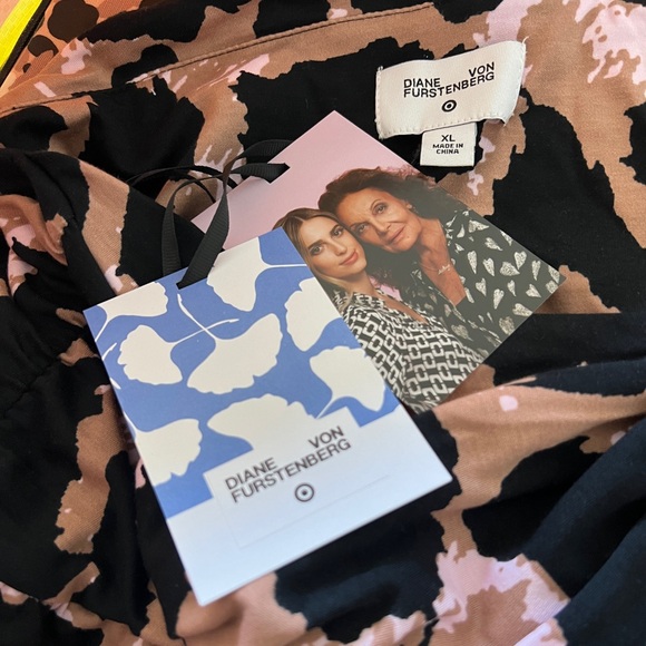 Diane Von Furstenberg DVF Target Halter Leopard Print Halter Jumpsuit XL NWT - Picture 5 of 8